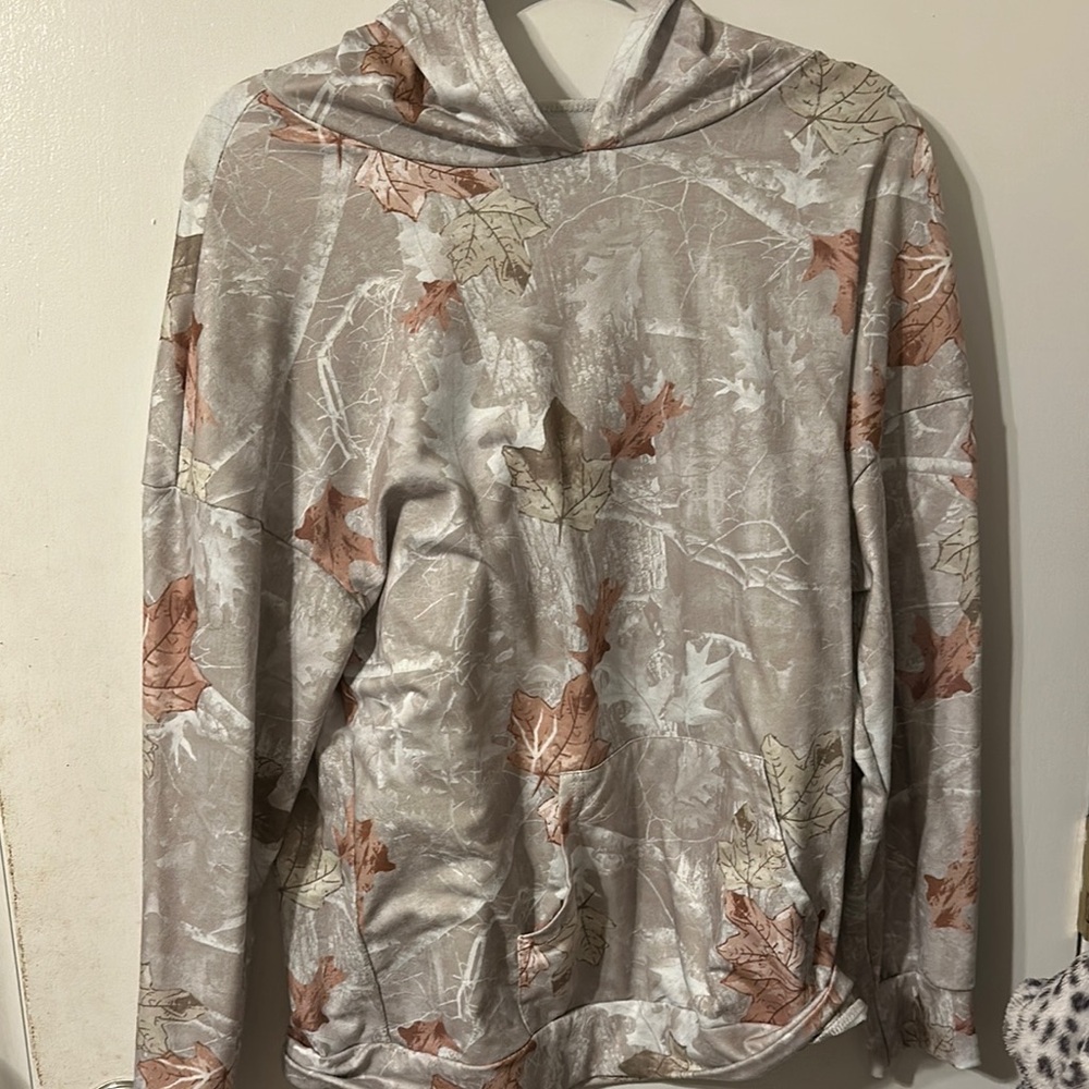 Camo Leaf Pattern Hoodie